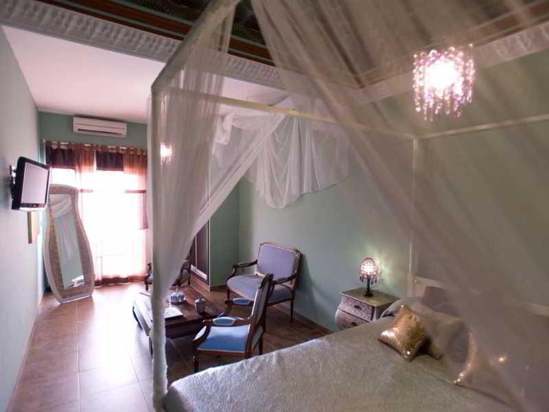 Hospederia Almundo By Alexandra Realty Hotel Tarifa Exterior photo