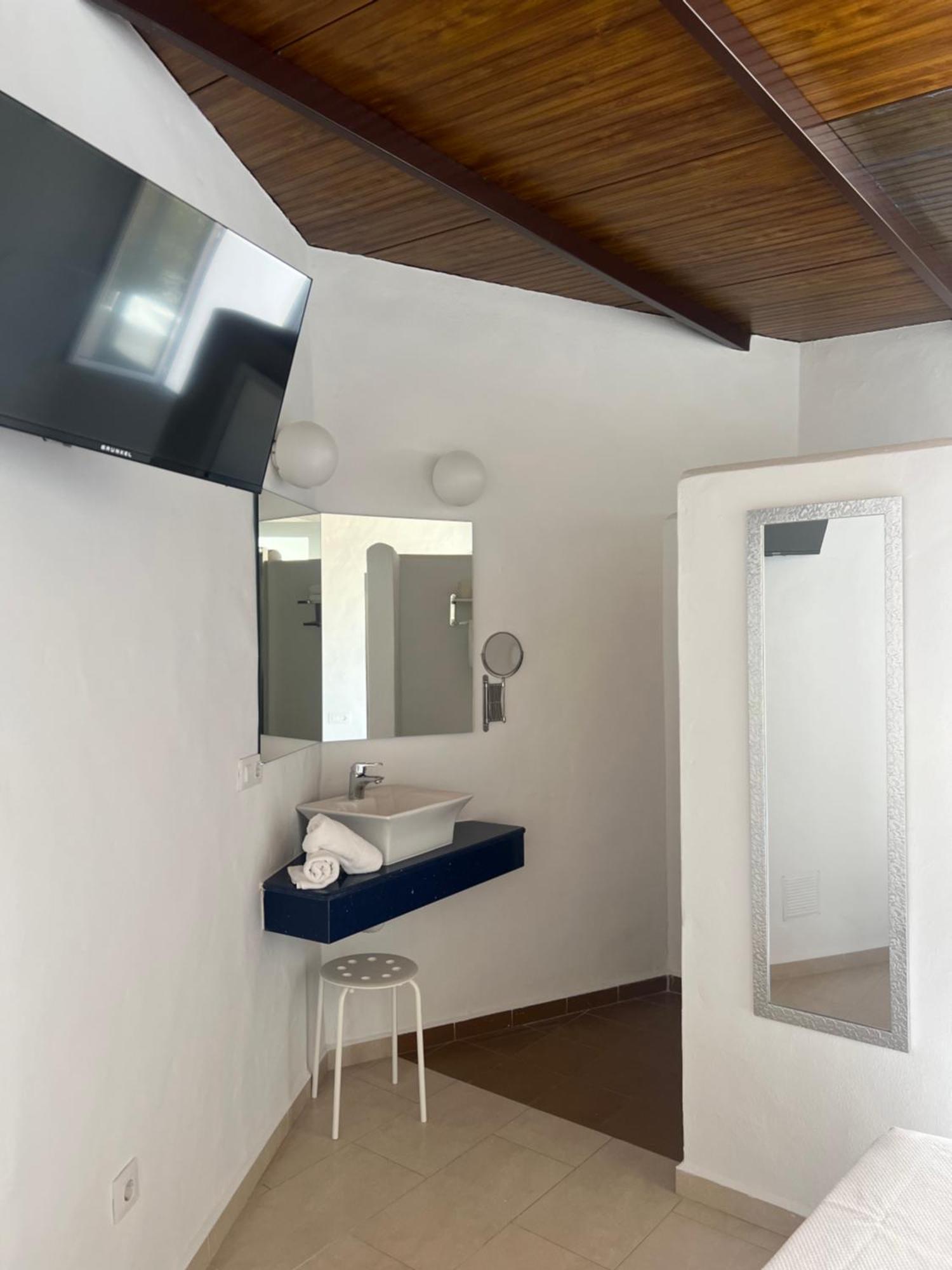 Hospederia Almundo By Alexandra Realty Hotel Tarifa Exterior photo